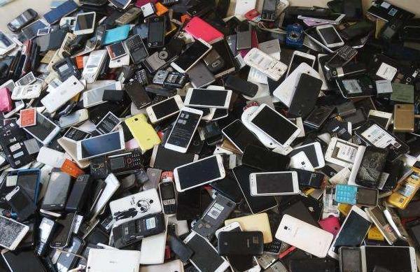 3，回收的二手iPhone手机会成为手机店备用机被二次使用