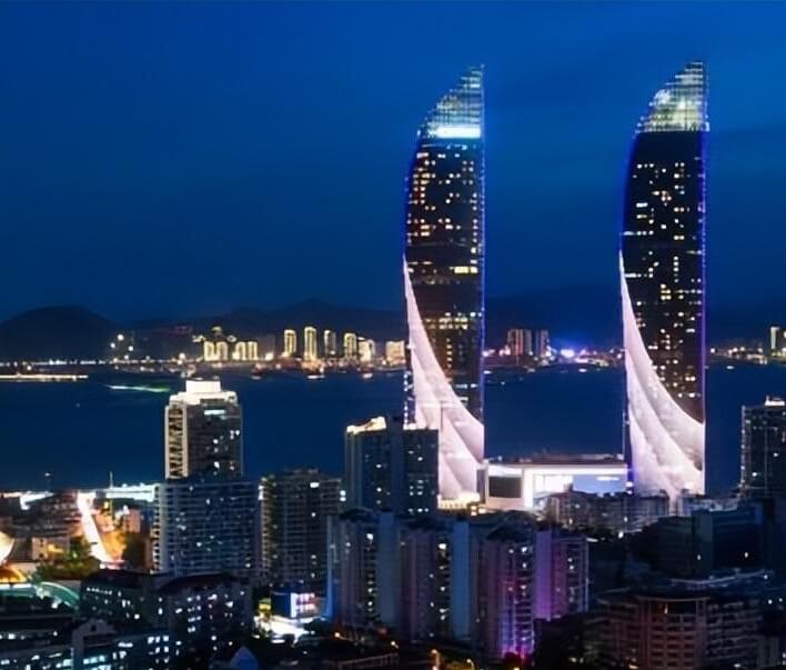 中国最宜居的四个海滨城市